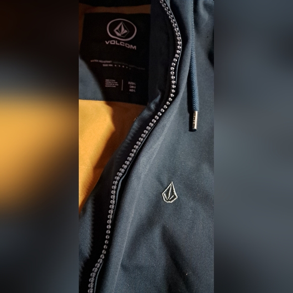 Volcom jacket - Picture 3 of 7